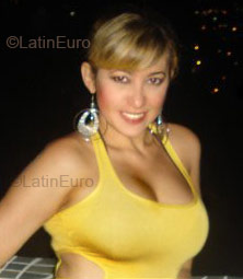Date this sultry Brazil girl Linda from Belem BR1833