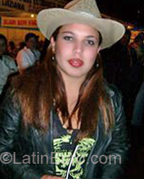 Date this sensual Brazil girl Vania from Campo Mourao BR1859