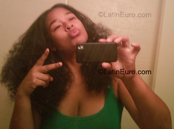 Date this good-looking United States girl Preety_CARAMEL from Phoenix US4417
