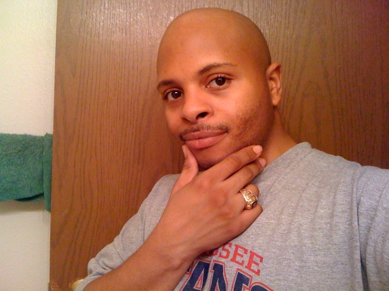 Date this lovely United States man Kenneth from Louisville US4638