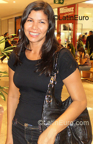 Date this passionate Brazil girl Sandra from Belem BR2037