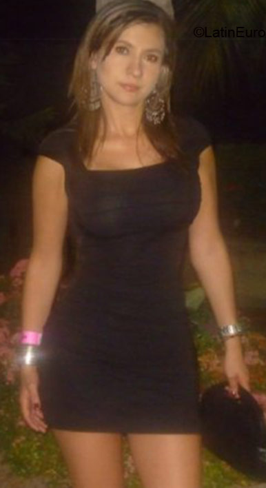 Date this stunning Colombia girl Maria from Bogota CO1987