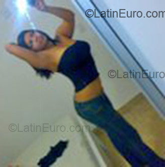 Date this happy Brazil girl Tatiane from Rio De Janeiro BR2078