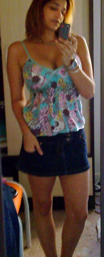 Date this happy Brazil girl Raquel Simone from Recife BR2110
