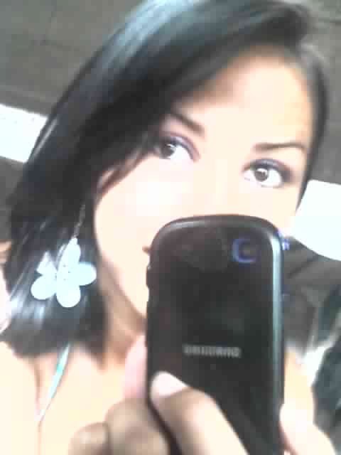 Date this fun Brazil girl Juh from Peruibe BR2139