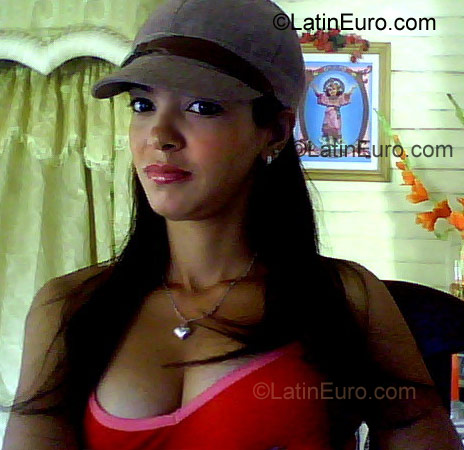 Date this charming Dominican Republic girl Alexandra from Moca RP75
