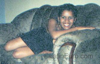 Date this passionate Brazil girl Raquel from Santa Luzia BR2175