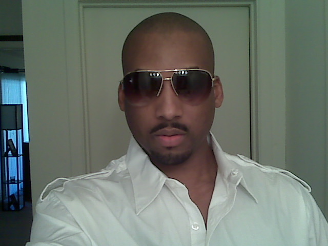 Date this happy United States man Rtiztic01 from San Antonio US5121