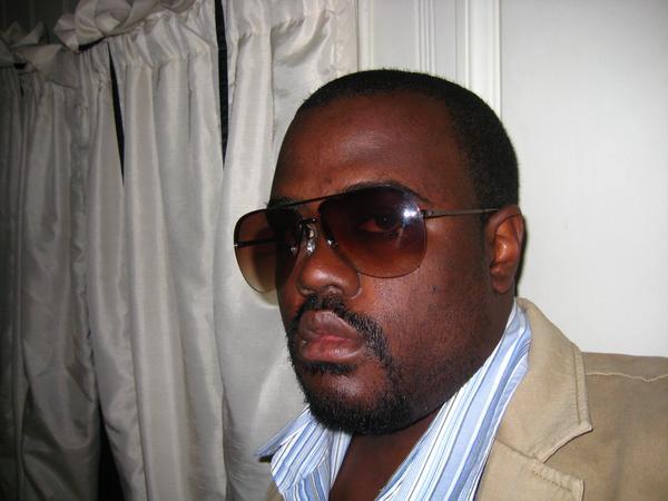 Date this fun United States man G81enesis from Los Angeles US5171