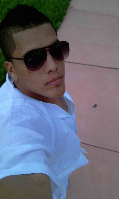 Date this pretty United States man X.miamiboy305.x from Miami US5290