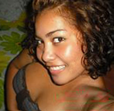 Date this sultry Peru girl Yaniny from Lima PE211