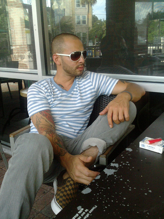 Date this gorgeous United States man Pistolero from Jacksonville US5578