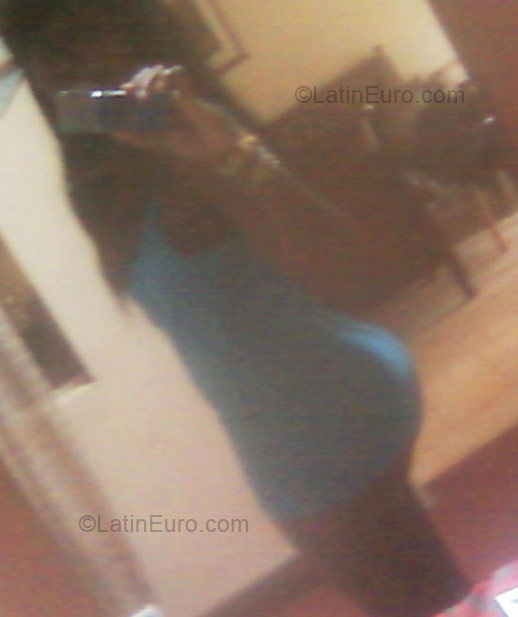 Date this attractive Colombia girl Luisabb from Cali CO3172