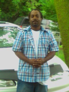 Date this tall United States man 1_man_2_real from Omaha US5668