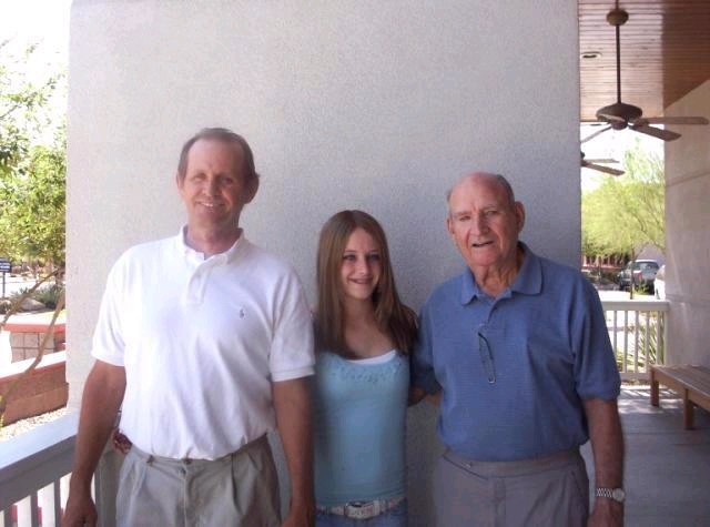 Date this funny United States man Eddie from Phoenix US5672