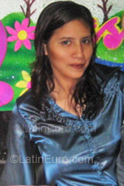Date this gorgeous Peru girl PRINSSE from Lima PE240