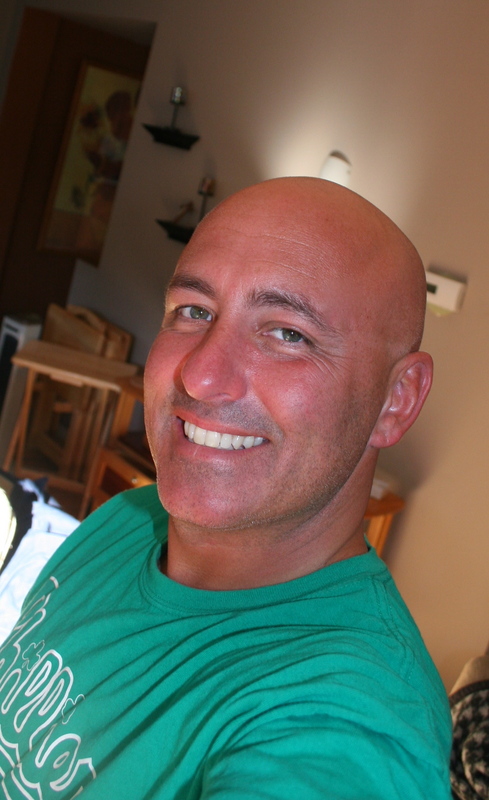 Date this lovely United States man Tom23W from Philadelphia US5693