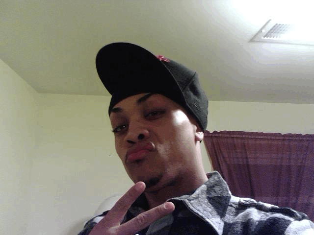 Date this athletic Colombia man Jay_maculant from Brookln CO3386