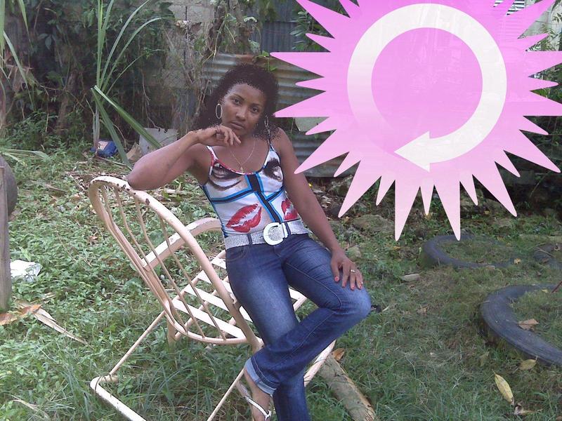 Date this hot Dominican Republic girl Olga-lishotmail from Santo Domingo LR12