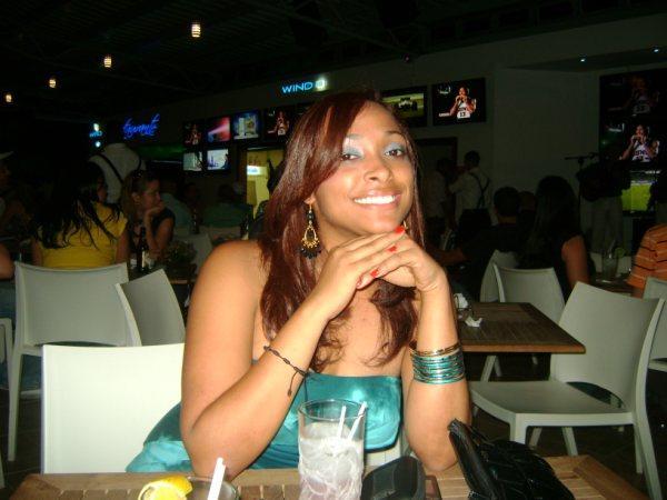 Date this nice looking Puerto Rico girl Mariel from Santiago PR41