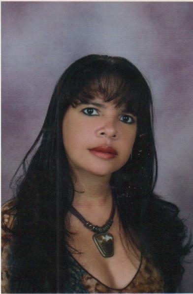 Date this happy Colombia girl Monica from Cartagena CO3892