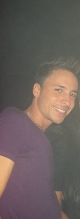 Date this funny Colombia man Jonathan from Medellin CO4074