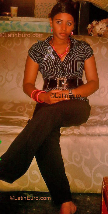 Date this funny Dominican Republic girl Wendy from Bonao DO4176