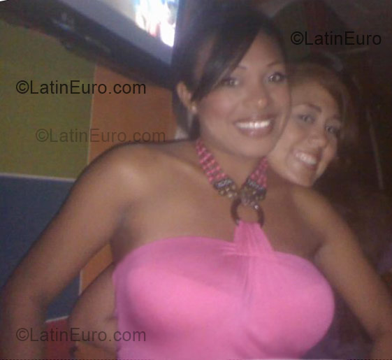 Date this cute Colombia girl Grace from Barranquilla CO4096