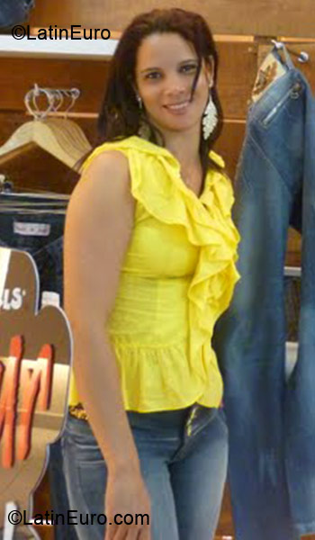 Date this funny Brazil girl Angela from Dourados BR3091