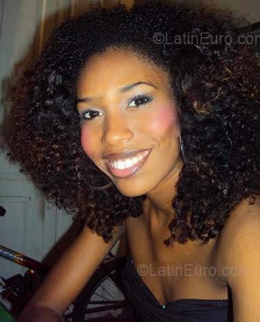 Date this young Brazil girl Sissa from Rio De Janeiro BR4621