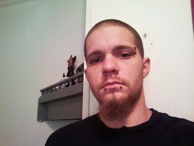 Date this happy United States man Damien from Rock Hill US6200