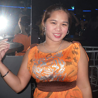 Date this attractive Philippines girl MARITESS from Manila City PH288