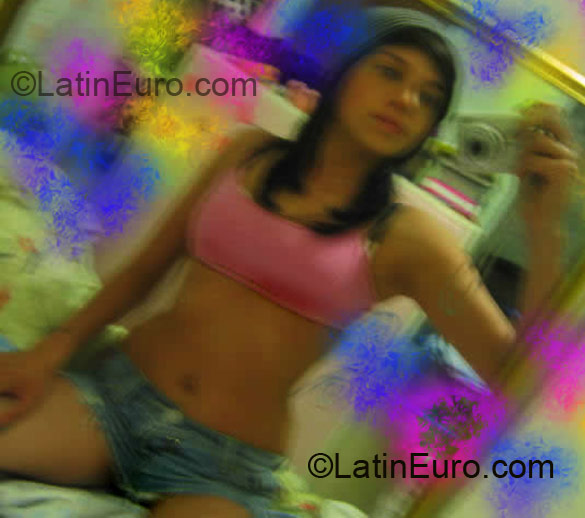 Date this stunning Colombia girl Monica from Bogota CO5956