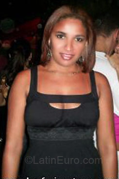 Date this sensual Brazil girl Andreia from Fortaleza BR3297
