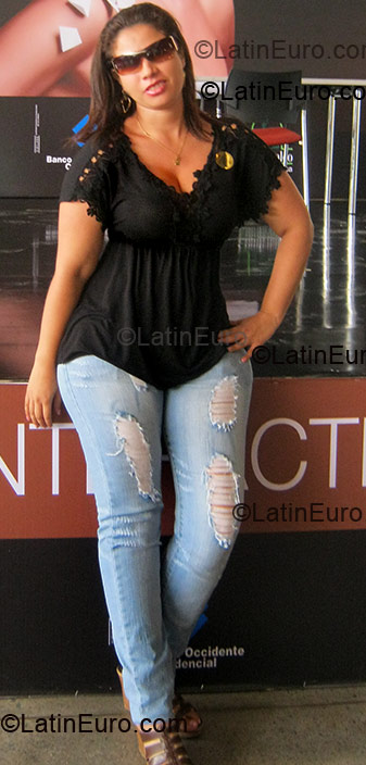 Date this passionate Colombia girl Liliana from Cali CO4795