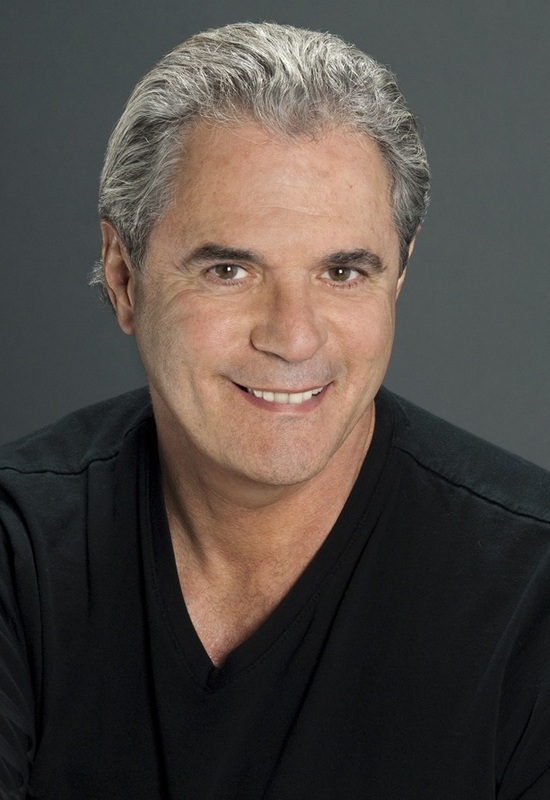 Date this young United States man Mark from San Francisco US7086