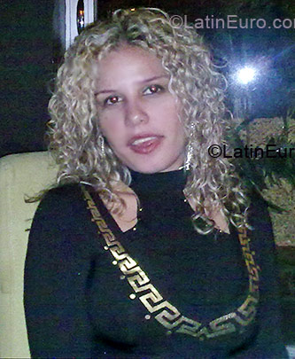 Date this funny Costa Rica girl Mandy from San Jose CR16