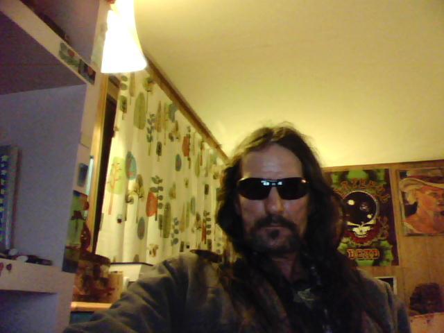 Date this charming United States man Johnnypleazu from TILLAMOOK US7229