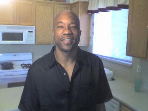 Date this pretty United States man FITZGERALD from Riverside US7233