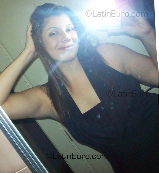Date this lovely Brazil girl Karla from Campinas BR3512