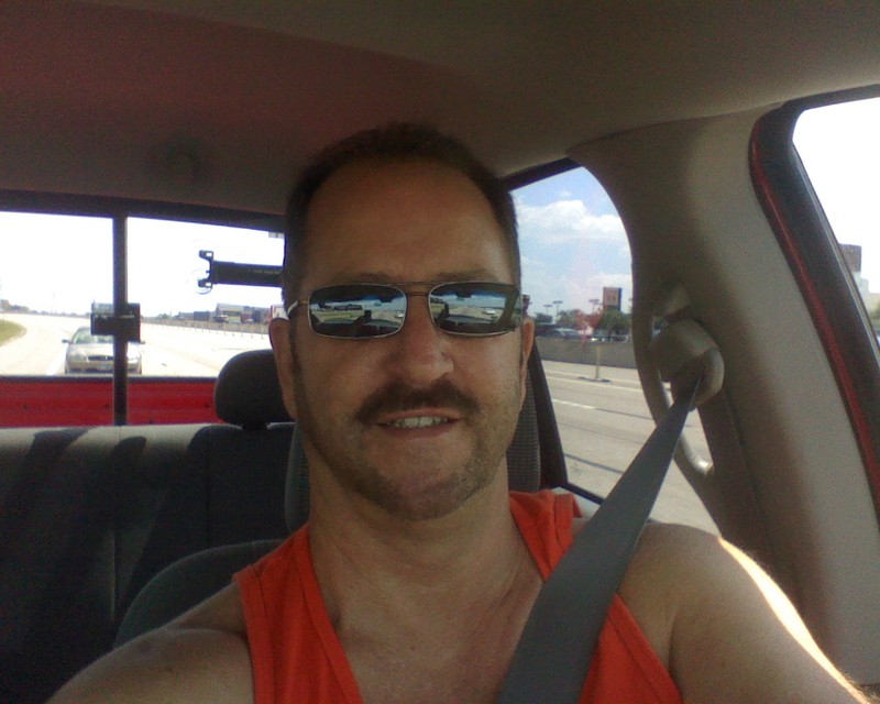 Date this georgeous United States man BILL from Dallas US7432