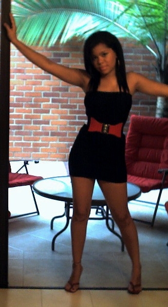 Date this happy Colombia girl Madelen from Cali CO6775