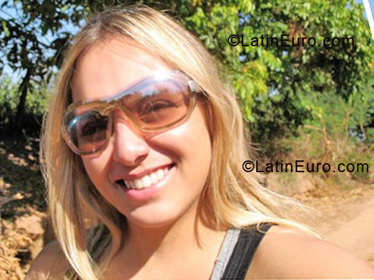 Date this charming Brazil girl Aline Cristina from Sao Paulo BR3650