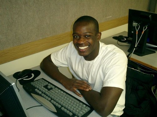 Date this pretty United States man Khary from Philadelphia US7600