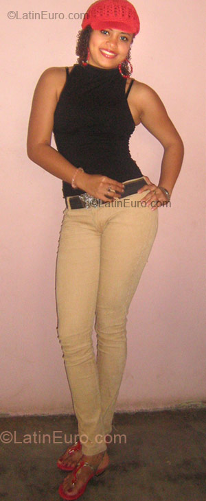 Date this cute Honduras girl Delmis from San Pedro Sula HN229