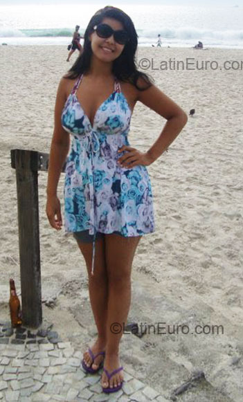 Date this georgeous Brazil girl Meninaa from Goiania BR3742