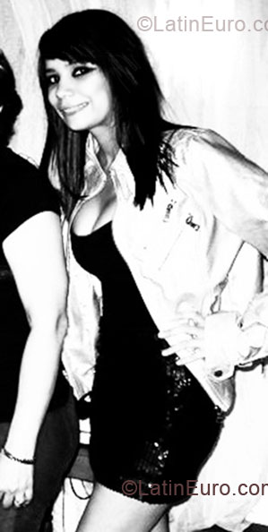 Date this lovely Honduras girl Heidy from Tegucigalpa DO5311