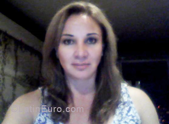 Date this nice looking Mexico girl Angelica from Morelia MX227