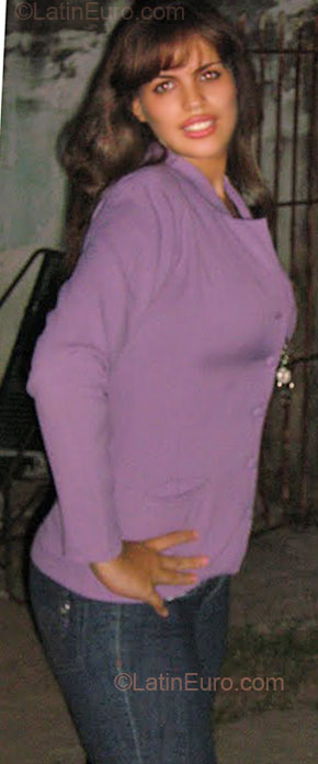 Date this stunning Brazil girl Andrea from Recife BR3798
