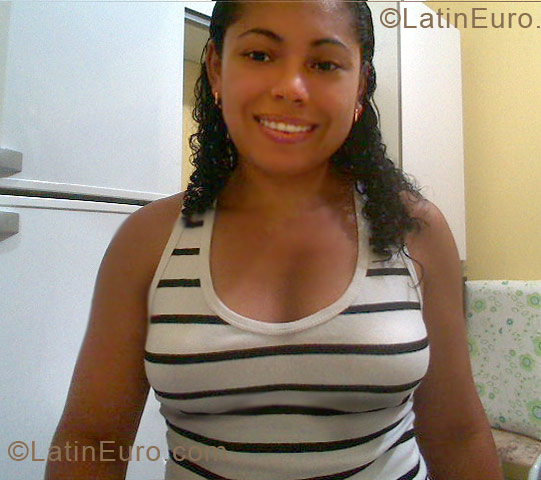 Date this foxy Brazil girl Adriana from Maraba BR3882